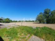 B&acirc;timent d'exploitation sur environ 4ha