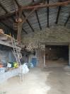 B&acirc;timent d'exploitation sur environ 4ha