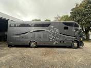 Cami&oacute;n para caballos Renault  2007 De segunda mano