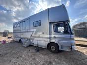 Mercedes Atego 4 horses 