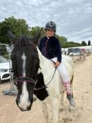 Demi pension sur gentil poney D polyvalent