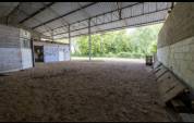 PROPRIETE EQUESTRE AVENDRE, avec grande maison + Grange