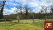 Terrain agricole, 3 hectares avec boxes et carri&egrave;re