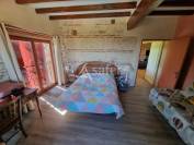 Maison d'habitation avec chambres d'h&ocirc;tes sur 29 hectares de te