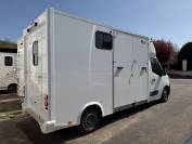 RENAULT MASTER &ndash; 2022 &ndash; 3 PLACES &ndash; STALLE &ndash; 120 000KM