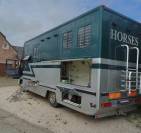Camion-chevaux & homecar Mercedes 914
