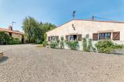Equestrian property  Vend&eacute;e