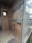 van &Eacute;qui Trek Home car