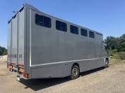 Iveco Traspoto Cavalli 8 posti pi&ugrave; Selleria 