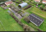 GRANGE VEND&Eacute;ENNE R&Eacute;NOV&Eacute;E SUR 4 HECTARES  365 m&sup2; HABITABLE