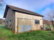 Propri&eacute;t&eacute; avec maison en pierre sur 8ha proche Rib&eacute;rac