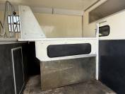 Camion Renault carrosserie Bloomfield - moteur 57000 km