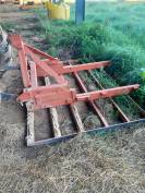 VEND OUTILS ENTRETIEN SOL EQUESTRE