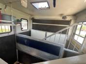 Van con living trasporto 3 cavalli