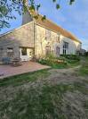 Maison sur 5 hectares avec d&eacute;pendances