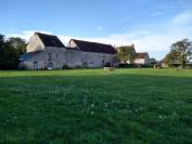 Maison sur 5 hectares avec d&eacute;pendances