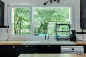 Grande maison familiale avec beau terrain arbor&eacute;