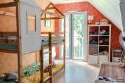 Grande maison familiale avec beau terrain arbor&eacute;