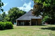 Grande maison familiale avec beau terrain arbor&eacute;