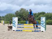 Jolie ponette de 13 ans 