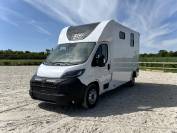 Camion Chevaux VL CAVALCAR Peugeot 180 Chevaux Stalles 