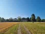 Ancien Corps de ferme sur 11 ha au Nord-Ouest du Lot