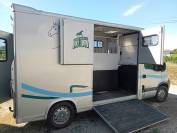 Camion Renault VL chevaux MTM 
