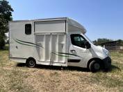 Camion chevaux 2 places