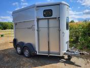 Van Ifor Williams 2 chevaux HB 506