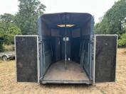 Vend Van 2 places IFOR WILLIAMS