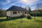 Maison avec boxes sur 1,6 hectare