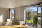 Maison avec boxes sur 1,6 hectare