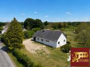 Maison Malville 7 pi&egrave;ce(s), 114 m2 et 2,7 hectares