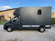 MAXUS DELIVER 9 LUXURY MSG STALLION LIGHT