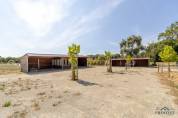 PORNIC - BORD DE MER - 150M2 HABITABLES - 4 Ha TERRAIN