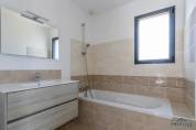 PORNIC - BORD DE MER - 150M2 HABITABLES - 4 Ha TERRAIN