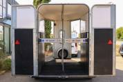 Van Provan Premium