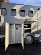 CAMION 7 places chevaux + gros pop out 