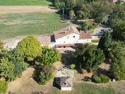 PROPRI&Eacute;T&Eacute; DE CARACT&Egrave;RE DE 7 HECTARES AVEC ANCIENNE AUBERGE ?