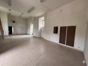 Propri&eacute;t&eacute; &eacute;questre priv&eacute;e avec potentiel g&icirc;te, 2 boxes
