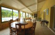 Maison avec lac priv&eacute; et 60ha de for&ecirc;t