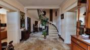 Maison bourgeoise avec installations &eacute;questres et boxes