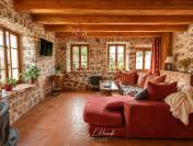 PROPRI&Eacute;T&Eacute; DE CHARME AVEC INSTALLATIONS &Eacute;QUESTRES