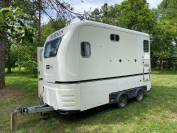 Van Equi Trek