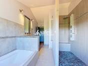 PROPRIETE DE CARACTERE RENOVEE - BEAUJOLAIS