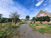 Propri&eacute;t&eacute; rurale - 2,43 Ha - Villedieu-Les-Po&ecirc;les