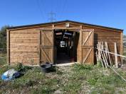 Barns &agrave; vendre