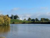 Domaine h&ocirc;telier et touristique avec activit&eacute; &eacute;questre