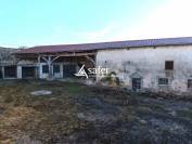 CORPS DE FERME ET VILLA TRADITIONNELLE - POMEYS