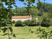Domaine &eacute;cologique avec son &eacute;levage de chevaux